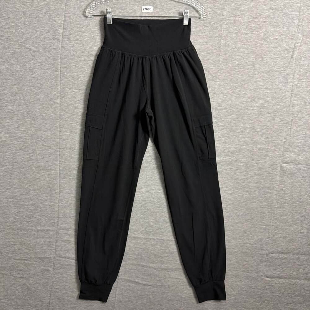 Athleta Women’s XST  Tall Black Salutation Nylon Stretch Cargo Jogger Pants